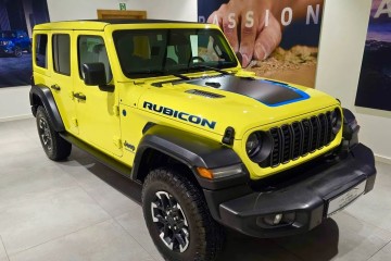 Wrangler PHEV RUBICON z elektrycznie otwieranym dachem!!! MEGA RABAT!