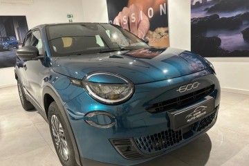 Fiat 600 Hybrid 1.2 136KM! Ubezpieczenie 1zł! Kpl. Opon zimowych!