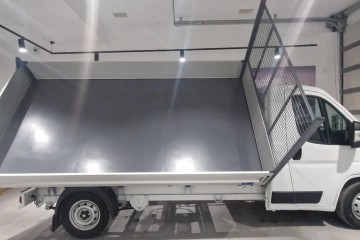 Wywrotka ! Na Placu!